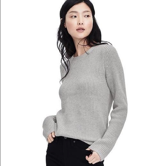 Banana Republic Lace Back Pullover Sweater - Picture 8 of 10